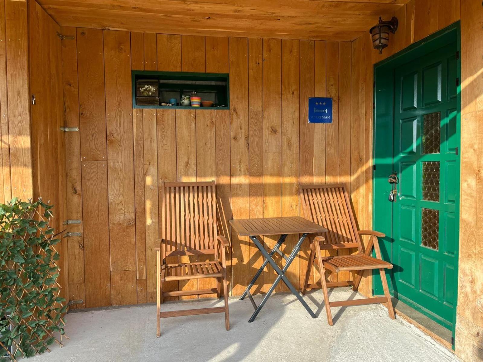 Апартаменты Wooden House Ante Self Check - In And Check - Out Оточац Экстерьер фото