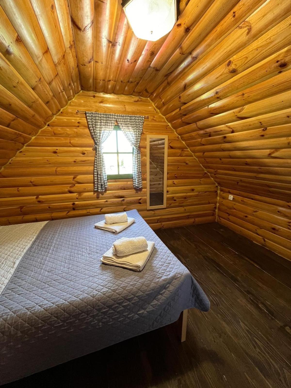 Апартаменты Wooden House Ante Self Check - In And Check - Out Оточац Экстерьер фото